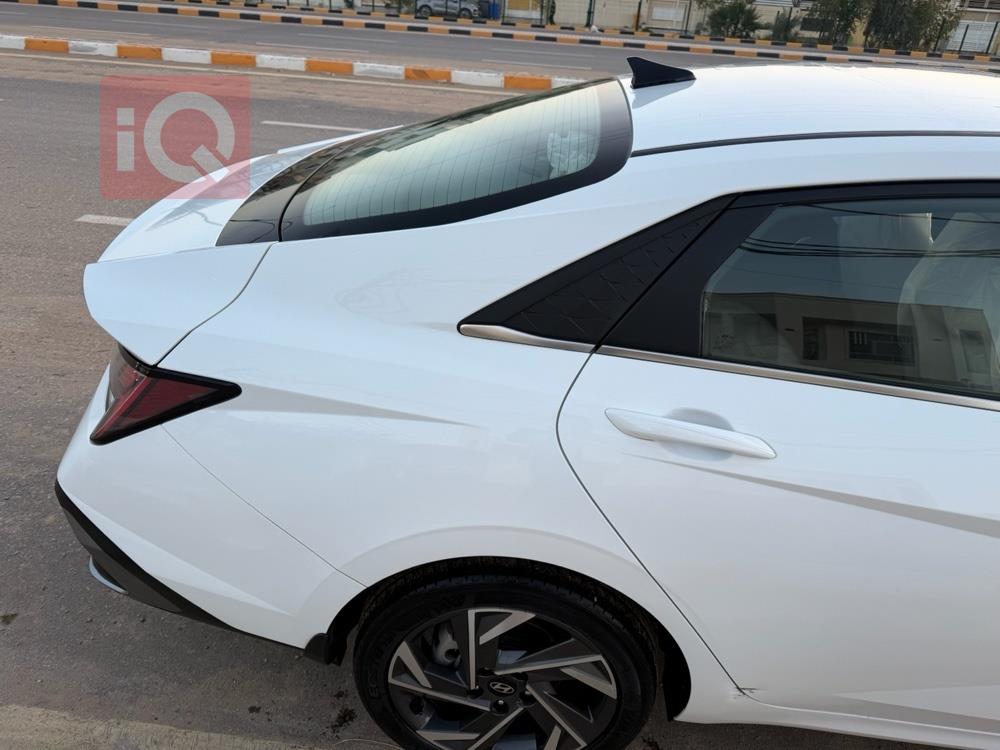 هيونداي النترا